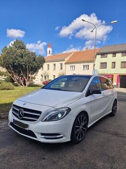 Mercedes-Benz b class 2012