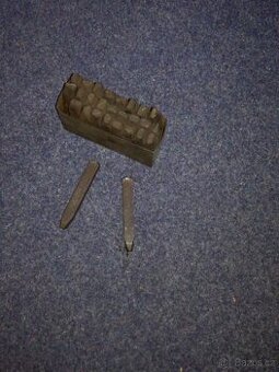 Staré razidla písmena