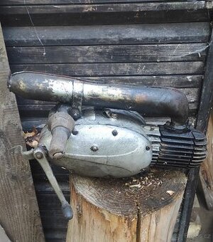 Originál motor Jawa 555