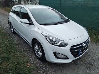 Hyundai i30 1.6 benzín 88kw8-Koup.ČR,1 MAJITEL,CEBIE,S