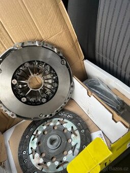 Spojková sada s ložiskem nová