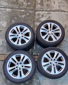 Kola Mercedes-Benz na E212 245/45R17
