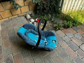 Autosedačka-skořápka MAXI-COSI