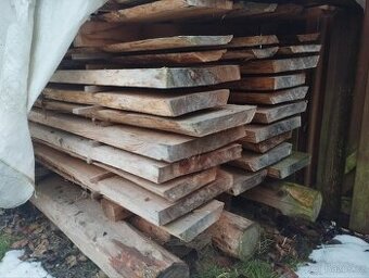 Modřínové fošny a prkna