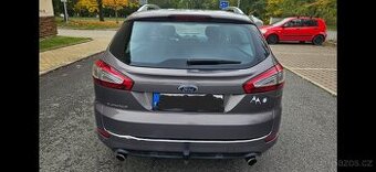 Mondeo - víko kufru