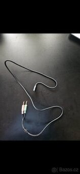 Rozdvojka na sluchátka a mikrofon