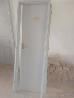 Kovové zárubně a dveře