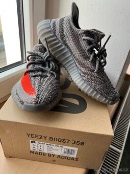 adidas Yeezy Boost 350 V2 - 1