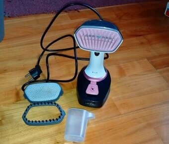 Ruční napařovač oděvů ETA Stephany  2270 90000