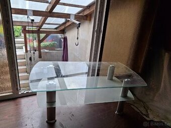 Skleněný stůl - 1