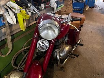 JAWA 250/353 kývačka