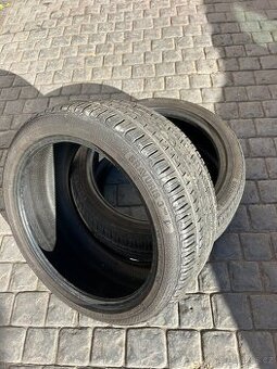 Barum Bravuris 245/40R 18 2 ks