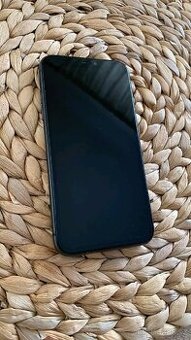 iPhone 11 64 gb černé barvy