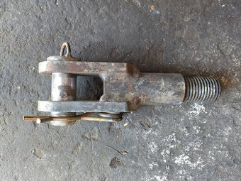 Tažné oko pro nákladní vozy, autobusy ,Iveco.