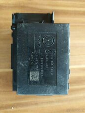 Spínací skříňka VW Passat B6 3C