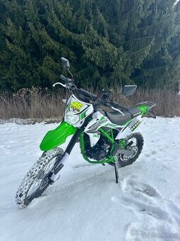 Pitbike Mikilon defender 150 rr