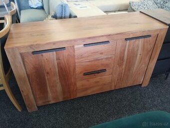 Komoda divoký dub