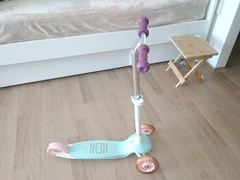 Svítící koloběžka Oxelo