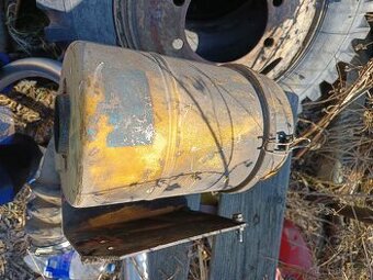 Prodám malý filtr sání un Hon 053