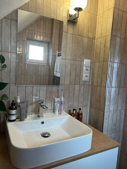 Okladačky a dlažba do koupelny.