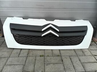 CITROËN JUMPER -- přední maska