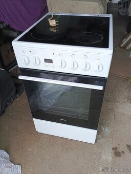 Sklokeramický sporák MORA CS711MW