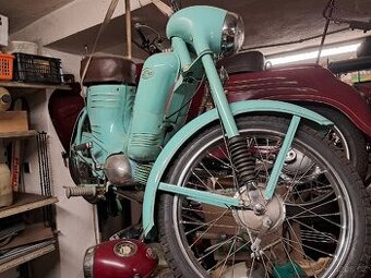 Jawa 50/550 Pařez