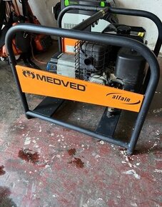 Medved Arctos 5000 B CCL elektrocentrála zánovní