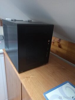 i7-2600, Radeon7870,Lian-liQ08,ram8gb,enermax 450w,250ssd