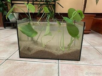 akvárium 25l + topítko 100W
