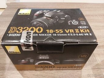 Nikon D3200 18-55 VR II Kit