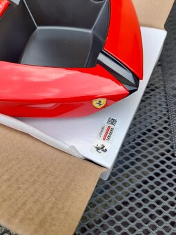 Ferrari kovový popelnik Official produkt.nový zabalený