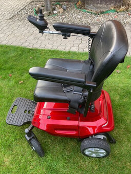Invalidní vozík Selvo 4500S