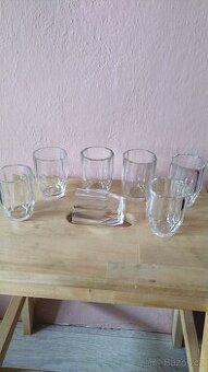 Skleničky na víno či jiný nápoj