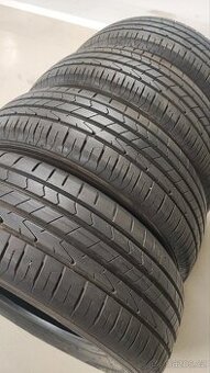 215/65/17 Hankook Ventus Prime3, DOT 0422, 7.3-6.3mm. - 1