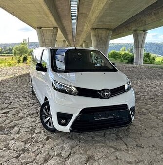 Toyota Proace Verso V.i.P. 2.0 D automat