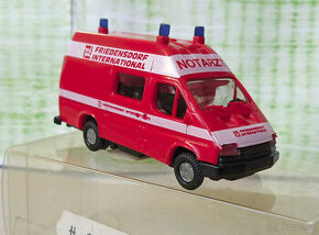 Praliné. Ford tranzit. Dodávka. Hasiči. 1:87. - 1