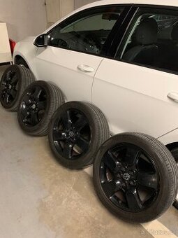 Sada kol, 5x112, 17 palců - letní pneu 225/45/27