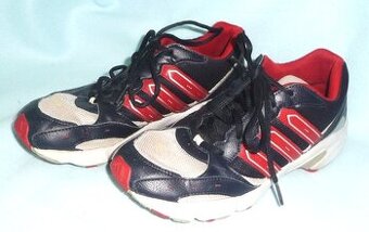 Sportovní boty/sálovky ADIDAS,vel.38 2/3 na nohu vel.37-38