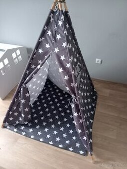 Teepee s hvězdičkami - 1