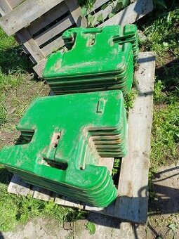 Závaží John Deere, tašky, kanystry 50kg