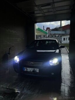 Kia Magentis 2.0 CRDI 103kW ZACHOVALÝ STAV