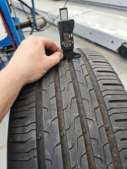 Letni 245/45 r18