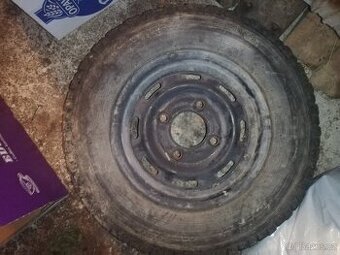 Škoda 120L rezervní kolo