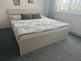 Prodám manželskou postel