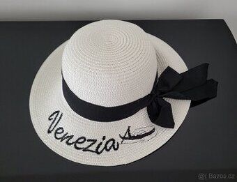 Klobouček Venezia