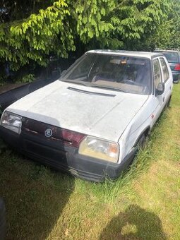 Škoda favorit - 1