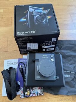 Fujifilm Instax Wide Evo – hybridní foťák