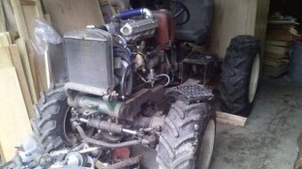 Malotraktor 4x4 V3S - 1