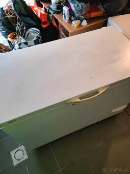 Prodam mrazák Electrolux pultový 255l - dobry stav